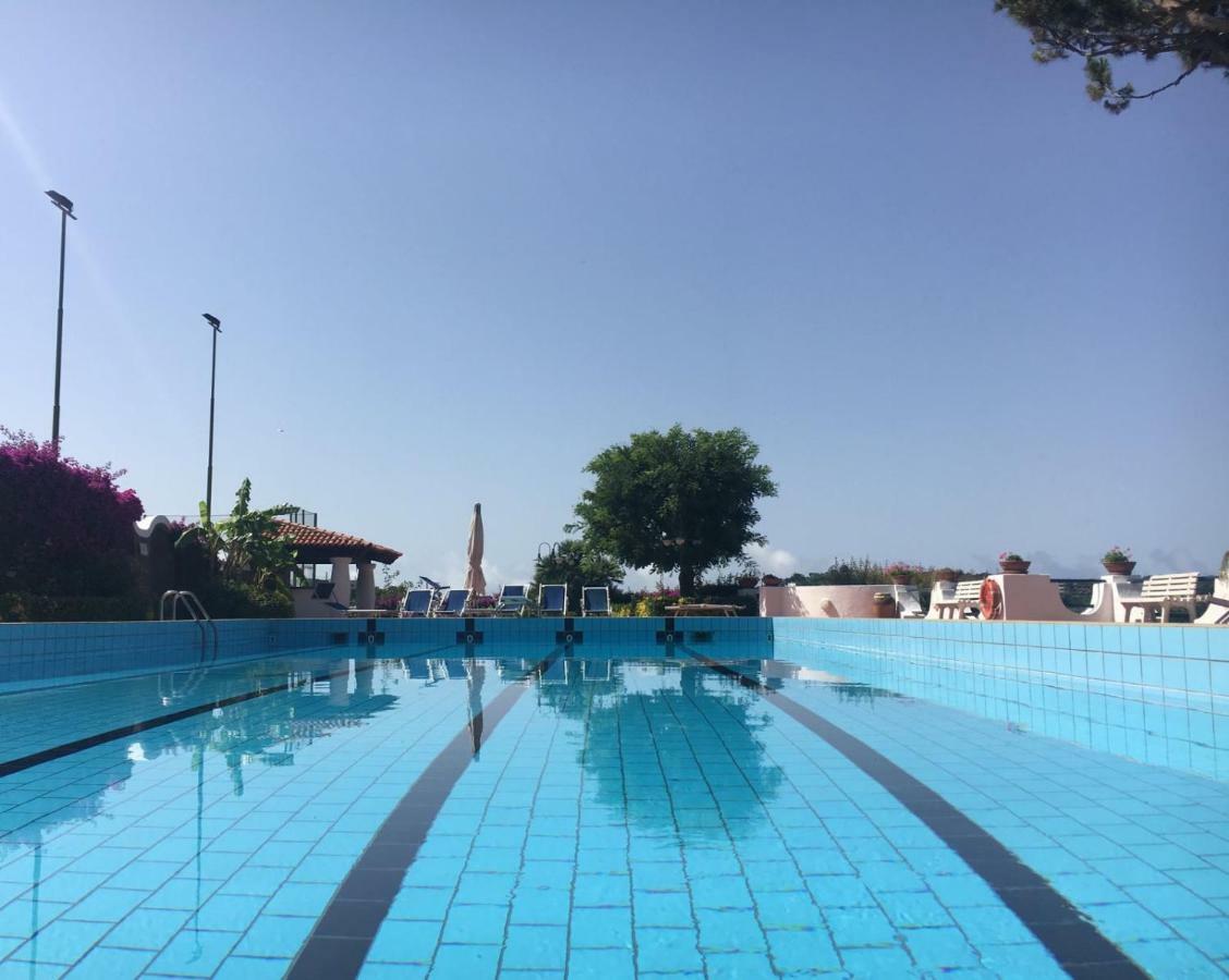Villa Moma Giardino, Tennis E Piscina Panoramica 伊斯基亚 外观 照片